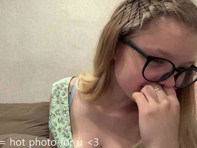 ArdellaPeetoom webcam