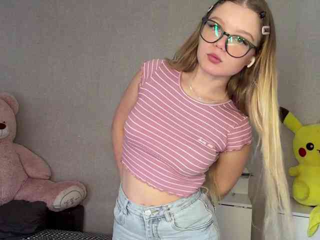 ArdellaPeetoom webcam