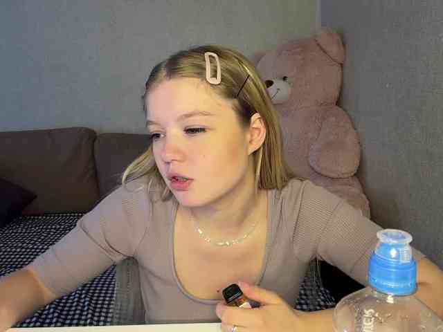 ArdellaPeetoom webcam