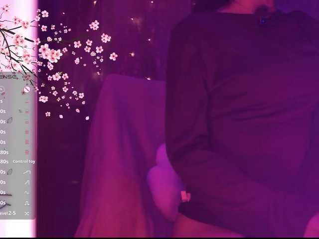 Karo1ina1 live cam on BongaCams