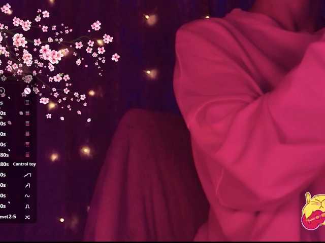 Karo1ina1 live cam on BongaCams