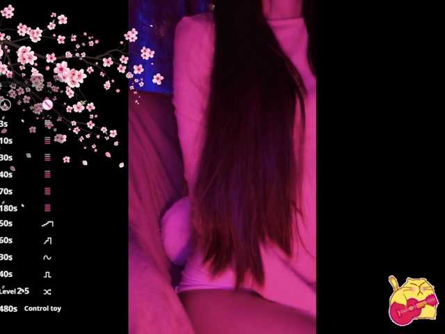 Karo1ina1 live cam on BongaCams