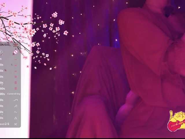 Karo1ina1 live cam on BongaCams