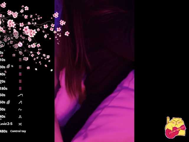 Karo1ina1 live cam on BongaCams