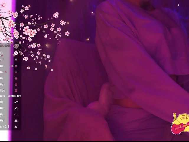 Karo1ina1 live cam on BongaCams