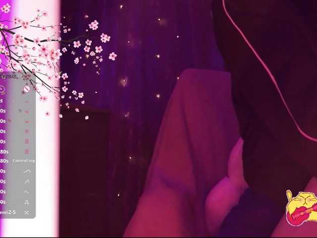 Karo1ina1 live cam on BongaCams