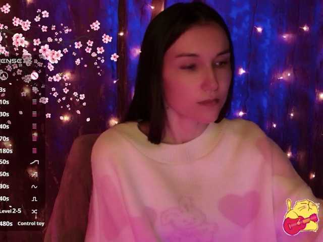 Karo1ina1 live cam on BongaCams