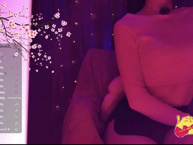 Karo1ina1 live cam on BongaCams
