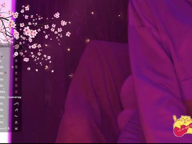 Karo1ina1 live cam on BongaCams