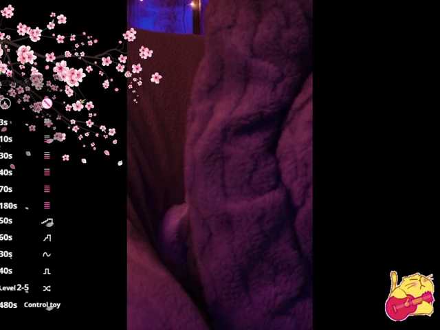 Karo1ina1 live cam on BongaCams