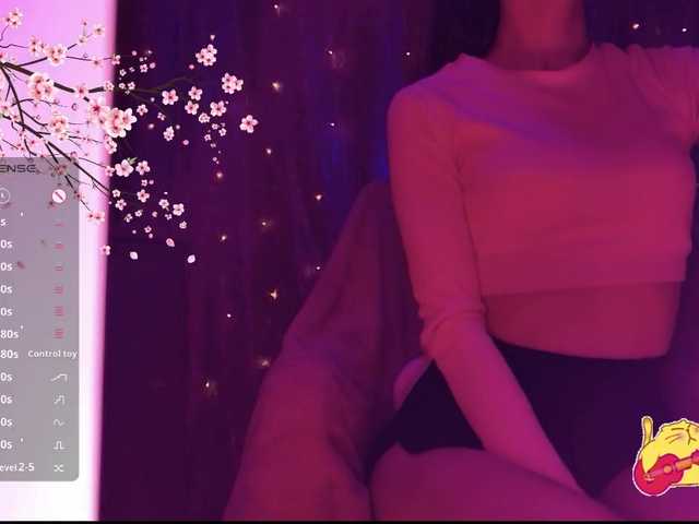 Karo1ina1 live cam on BongaCams