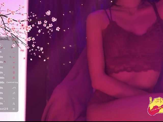 Karo1ina1 live cam on BongaCams