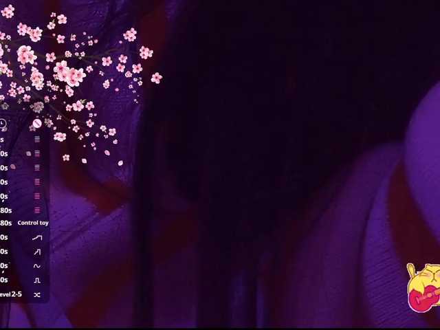 Karo1ina1 live cam on BongaCams