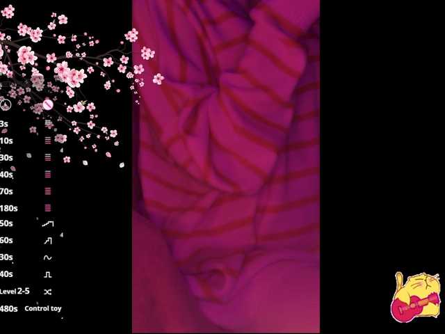Karo1ina1 live cam on BongaCams