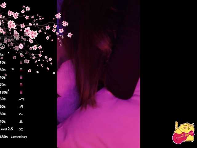 Karo1ina1 live cam on BongaCams