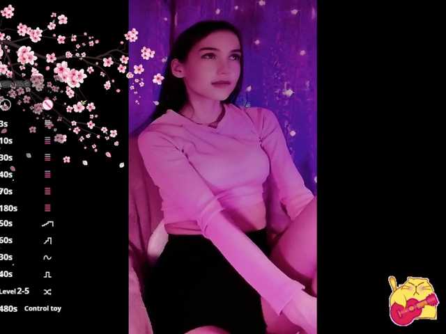 Karo1ina1 live cam on BongaCams