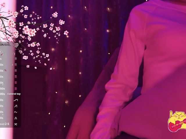 Karo1ina1 live cam on BongaCams