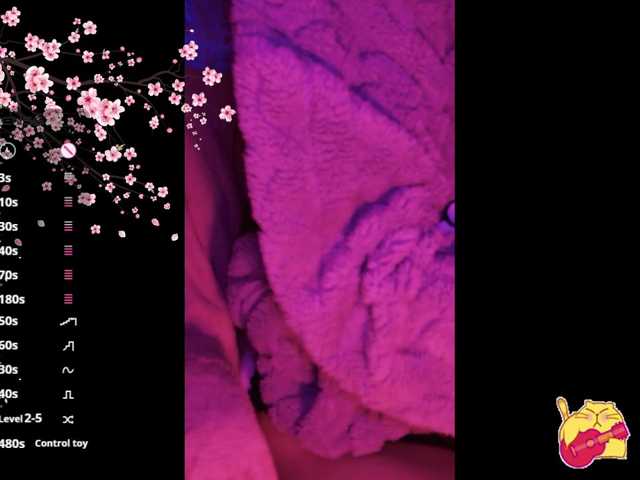 Karo1ina1 live cam on BongaCams