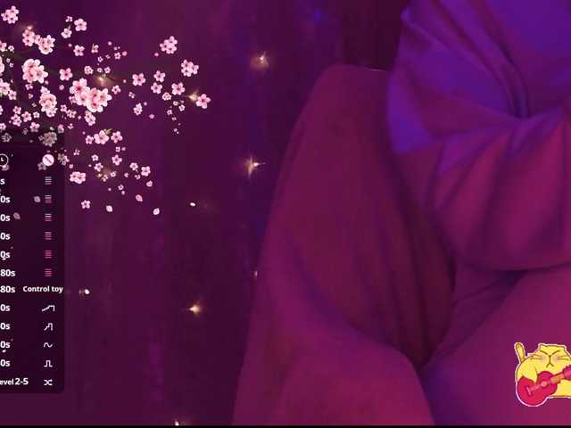 Karo1ina1 live cam on BongaCams