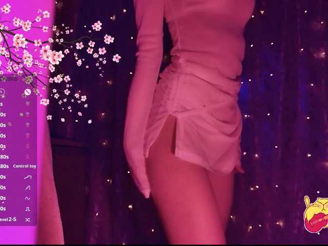 Karo1ina1 live cam on BongaCams