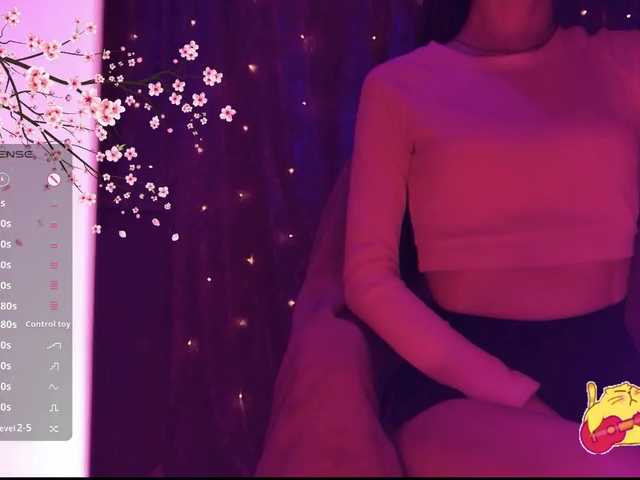 Karo1ina1 live cam on BongaCams