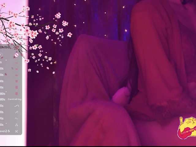 Karo1ina1 live cam on BongaCams