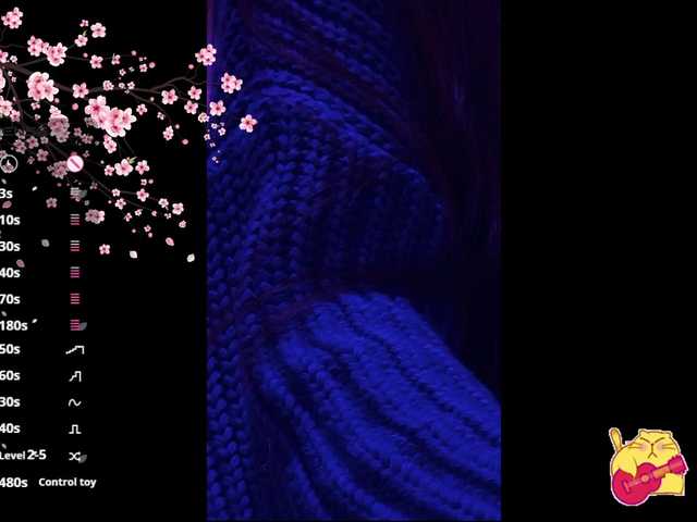 Karo1ina1 live cam on BongaCams