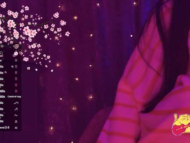 Karo1ina1 live cam on BongaCams