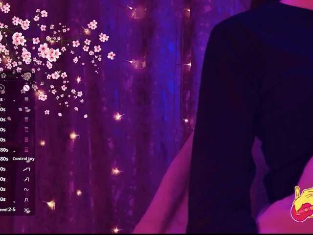 Karo1ina1 live cam on BongaCams