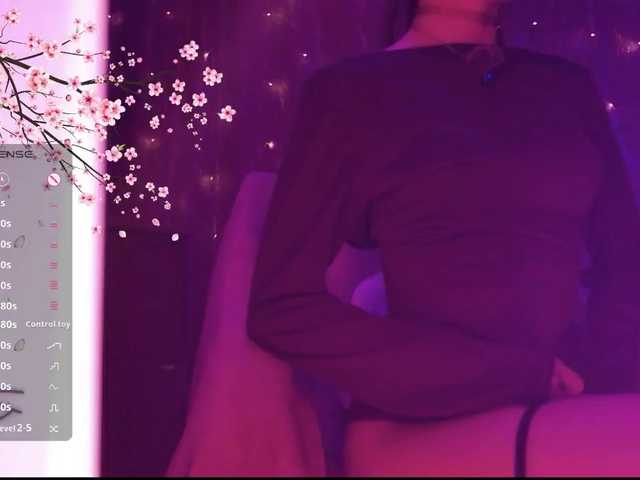 Karo1ina1 live cam on BongaCams