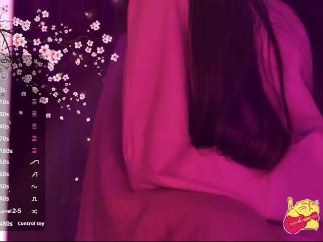 Karo1ina1 live cam on BongaCams