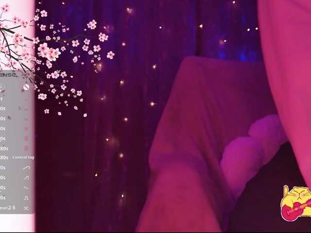 Karo1ina1 live cam on BongaCams