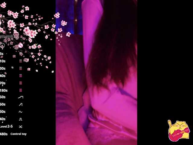 Karo1ina1, en directo ahora en BongaCams