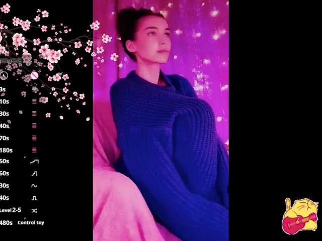 Karo1ina1 live cam on BongaCams