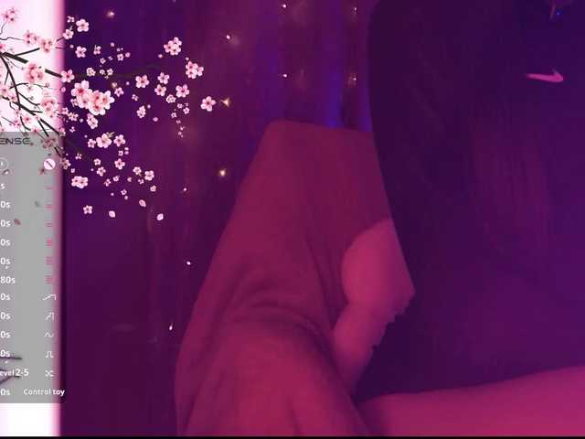 Karo1ina1 live cam on BongaCams