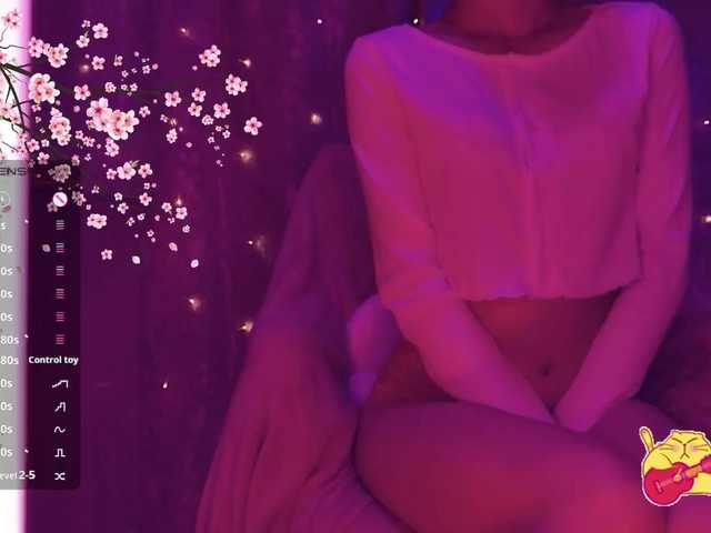 Karo1ina1 live cam on BongaCams