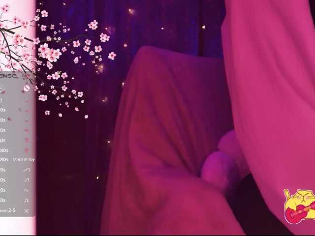 Karo1ina1 live cam on BongaCams