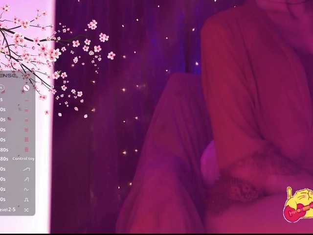 Karo1ina1 live cam on BongaCams