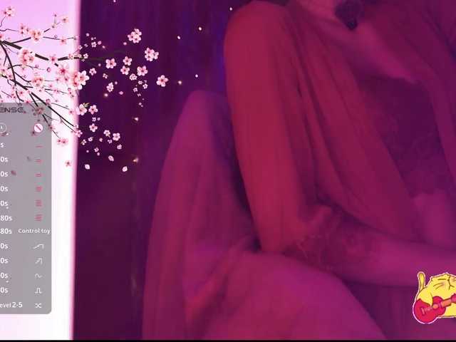 Karo1ina1 live cam on BongaCams