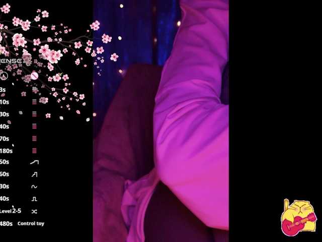 Karo1ina1 live cam on BongaCams