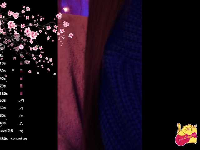 Karo1ina1 live cam on BongaCams