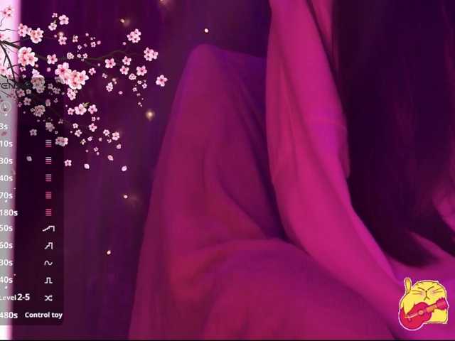 Karo1ina1 live cam on BongaCams