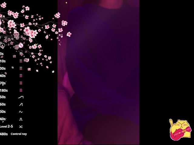 Karo1ina1 live cam on BongaCams