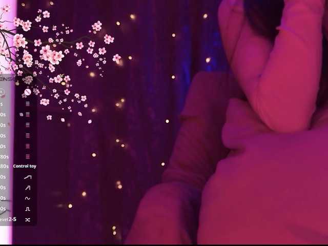 Karo1ina1 live cam on BongaCams