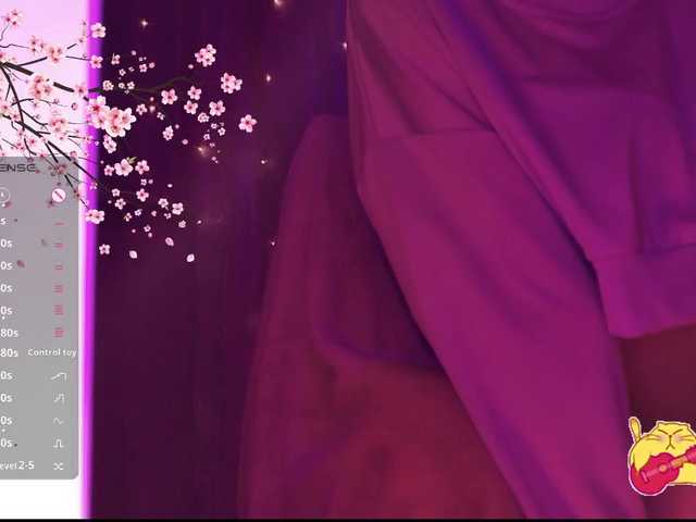 Karo1ina1 live cam on BongaCams