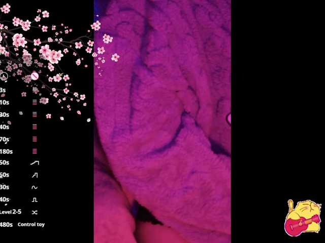 Karo1ina1 live cam on BongaCams