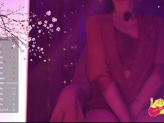 Karo1ina1 live cam on BongaCams