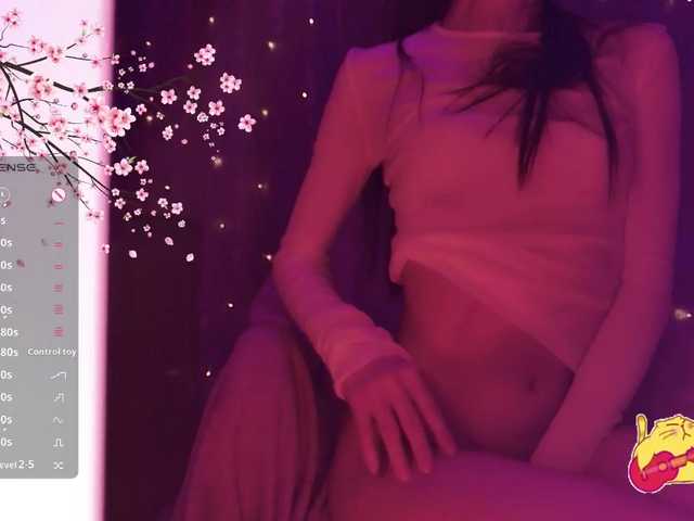 Karo1ina1 live cam on BongaCams