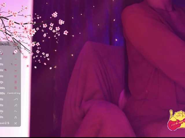 Karo1ina1 live cam on BongaCams