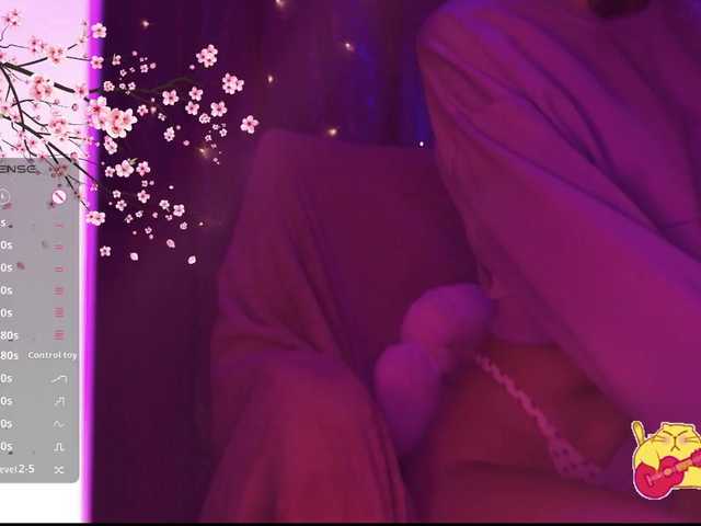 Karo1ina1 live cam on BongaCams